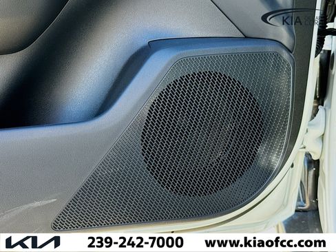 New 2025 Kia K4 EX image 22