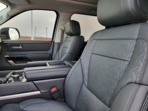 Used 2024 Toyota Tundra Limited AWD/4WD image 14