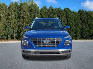 Certified 2022 Hyundai Venue Limited video 2