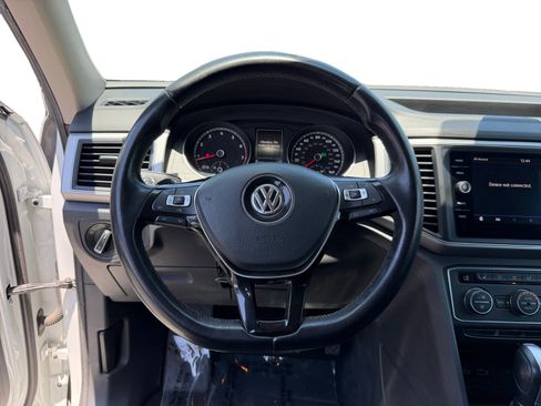 Used 2018 Volkswagen Atlas SE AWD/4WD image 12