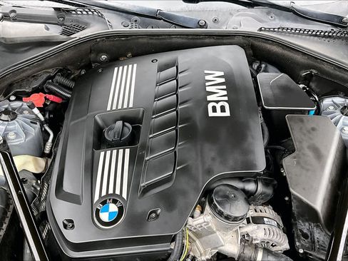 Used 2011 BMW 528i Sedan RWD image 29