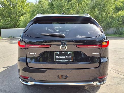 Used 2024 MAZDA CX-90 Plug-In Hybrid w/ Premium Pkg AWD/4WD image 4