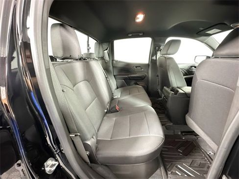 Used 2023 Chevrolet Colorado Trail Boss w/ Technology Package image 26