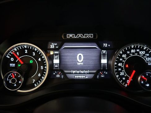 Used 2022 RAM 1500 Big Horn AWD/4WD image 33