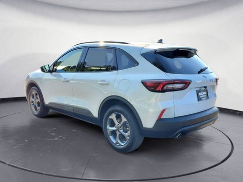 Used 2025 Ford Escape ST-Line Select AWD/4WD image 4