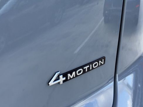 Used 2024 Volkswagen Atlas Cross Sport SEL image 11