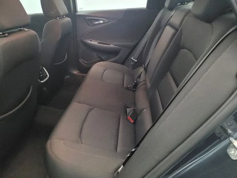 Used 2021 Chevrolet Malibu LT image 18