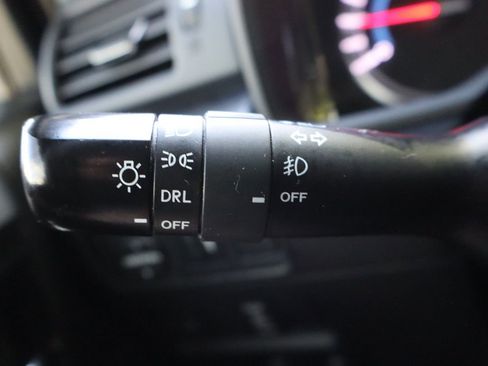 Used 2017 Toyota 4Runner SR5 AWD/4WD image 31