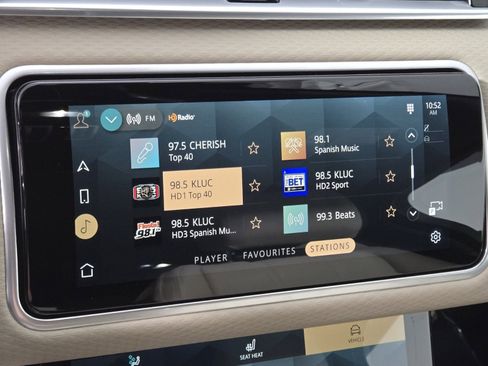 Used 2022 Land Rover Range Rover Velar S image 28