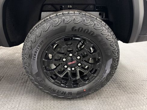New 2026 GMC Canyon Elevation image 11