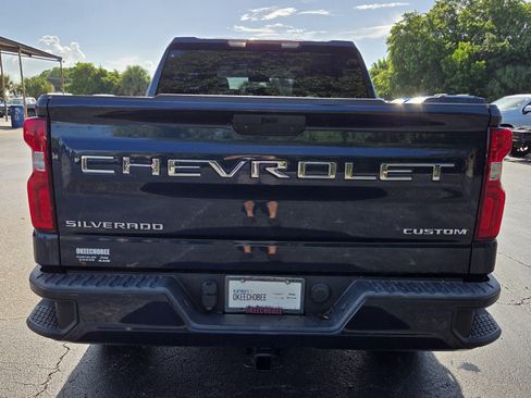 Used 2022 Chevrolet Silverado 1500 Custom RWD image 4
