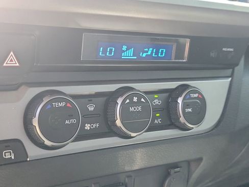 Used 2023 Toyota Tacoma SR5 RWD image 28