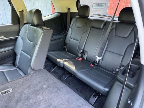 Used 2020 Kia Telluride S w/ S 8 Passenger Seating Package image 24