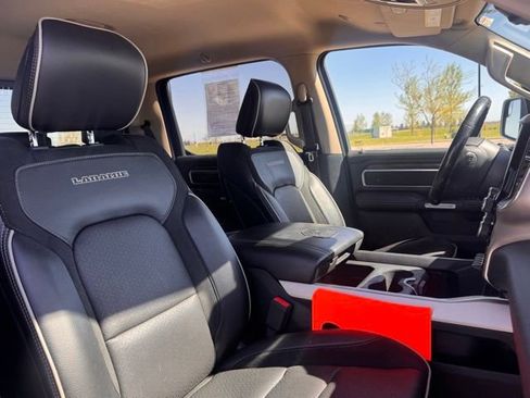 Used 2020 RAM 1500 Laramie AWD/4WD image 24