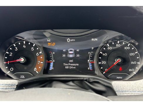 Used 2023 Jeep Compass Latitude AWD/4WD image 24
