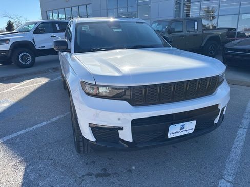 Used 2021 Jeep Grand Cherokee L Limited image 8