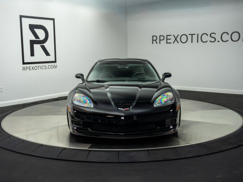 Used 2007 Chevrolet Corvette Z06 w/ Preferred Equipment Group RWD image 2