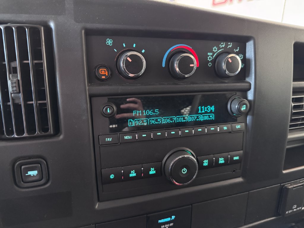 Used 2025 GMC Savana 2500 w/ Driver Convenience Package RWD image 17