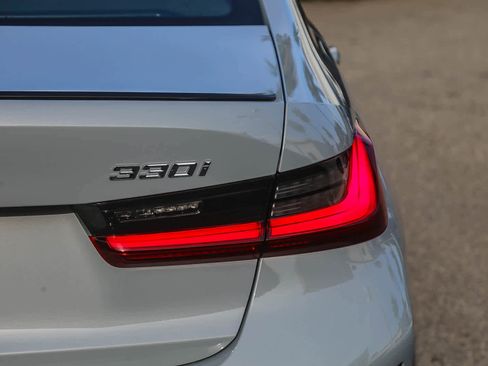 New 2026 BMW 330i Sedan w/ M Sport Package image 7