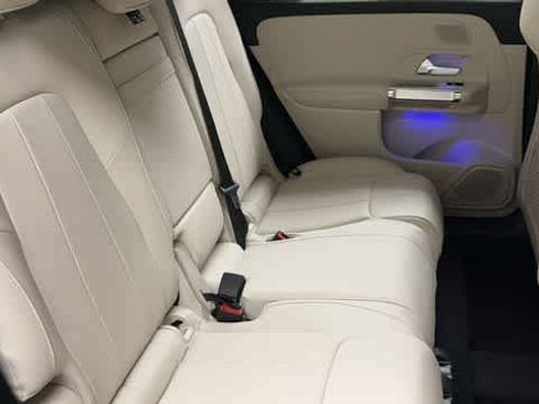 Certified 2026 Mercedes-Benz GLB 250 4MATIC image 35