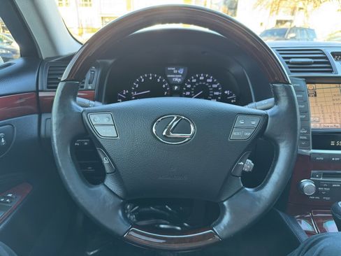 Used 2012 Lexus LS 460 AWD image 26