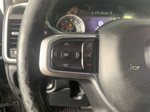 Used 2020 RAM 1500 Laramie RWD image 17