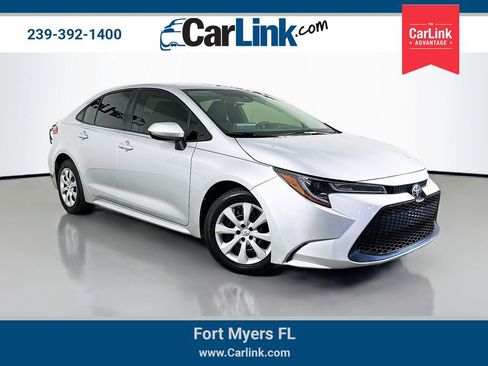Used 2020 Toyota Corolla LE FWD image 1