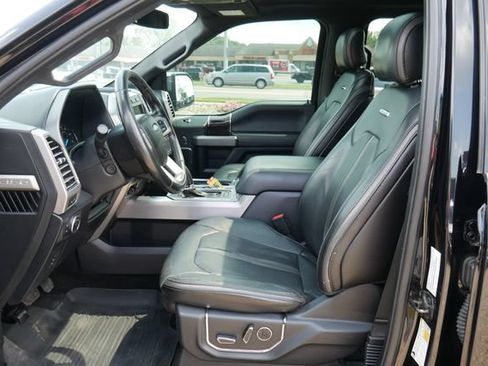 Used 2017 Ford F150 Platinum w/ Equipment Group 701A Luxury AWD/4WD image 2