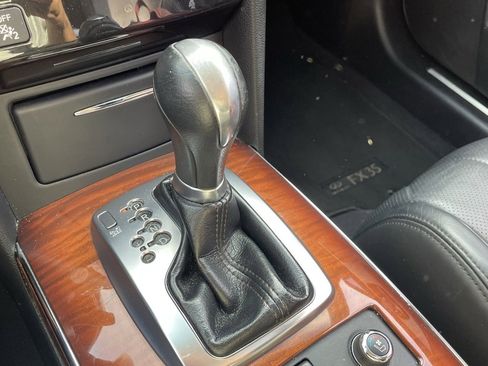 Used 2012 INFINITI FX35 Base w/ Premium Pkg image 5