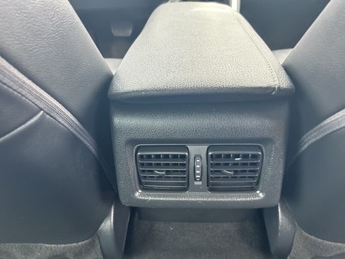 Used 2024 Toyota Camry XSE FWD image 14
