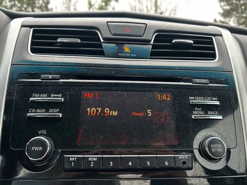 Used 2013 Nissan Altima 2.5 SL image 16