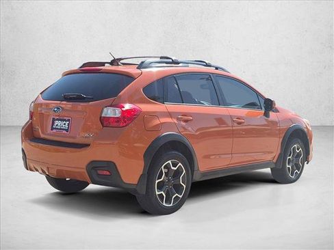 Used 2014 Subaru Crosstrek 2.0i Premium w/ Moonroof Package AWD/4WD image 5