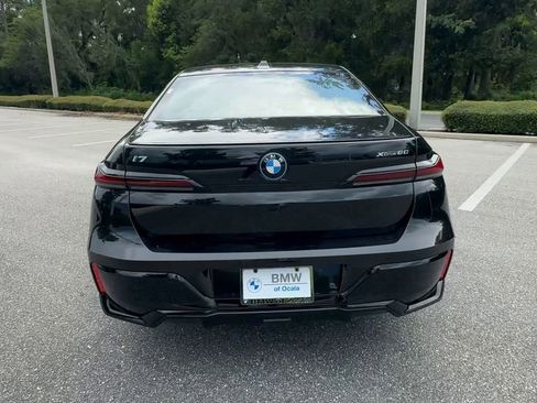 New 2025 BMW i7 xDrive60 image 7