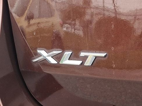 Used 2020 Ford Explorer XLT w/ Comfort Package AWD/4WD image 31
