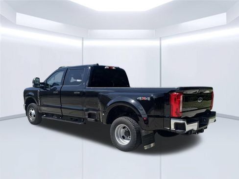 Used 2026 Ford F350 XLT AWD/4WD image 7