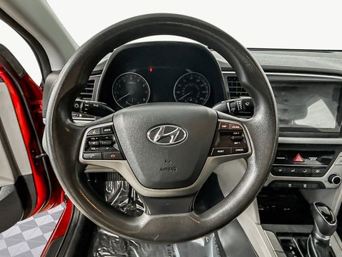 Used 2017 Hyundai Elantra SE image 13