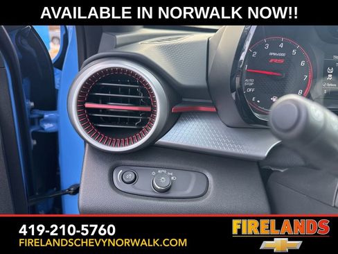 Used 2024 Chevrolet Trax RS image 9