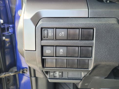 Used 2024 Toyota Tacoma TRD Off-Road AWD/4WD image 29