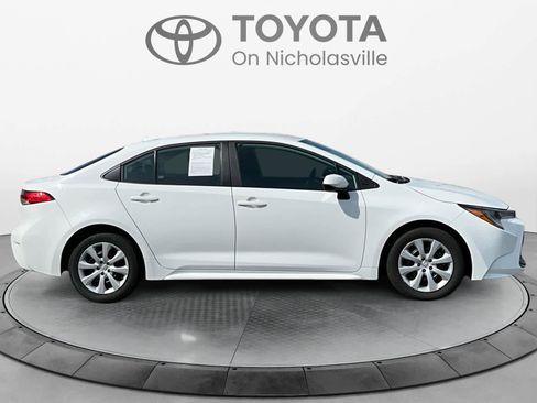 Used 2024 Toyota Corolla LE image 7