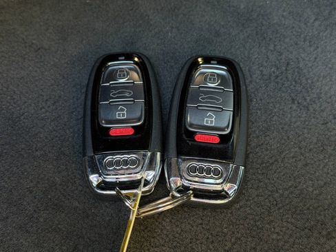 Used 2017 Audi R8 V10 plus AWD/4WD image 33
