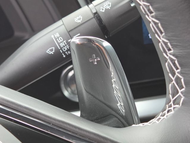 Used 2025 Chevrolet Corvette Stingray Coupe w/ 1LT RWD image 30