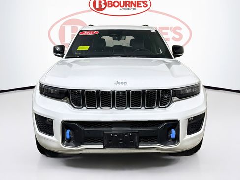 Used 2023 Jeep Grand Cherokee Overland w/ Advanced Protech Group III image 7