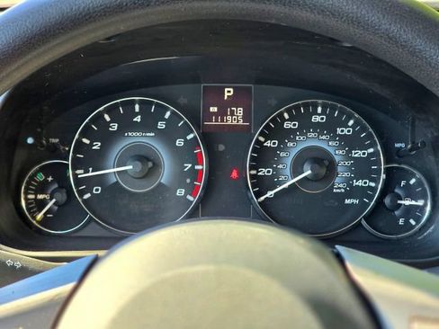 Used 2010 Subaru Outback 2.5i AWD/4WD image 20