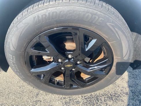 Used 2018 Chevrolet Equinox Premier AWD/4WD image 9