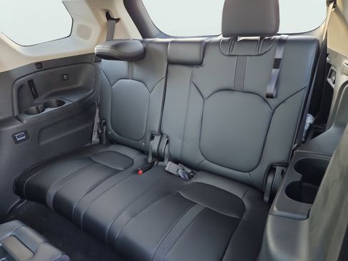 New 2025 Honda Pilot Touring image 24