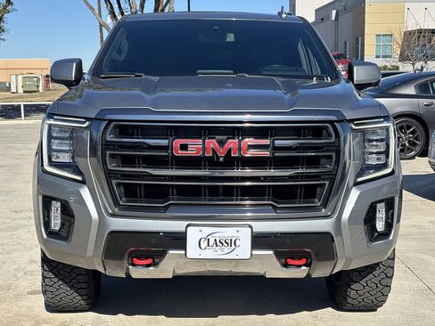 Used 2023 GMC Yukon AT4 w/ AT4 Premium Plus Package image 6