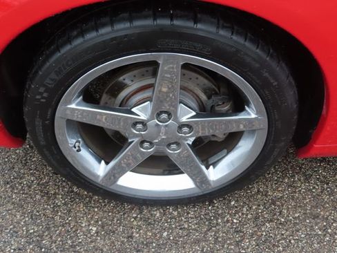 Used 2007 Chevrolet Corvette Convertible w/ Preferred Equipment Group image 12