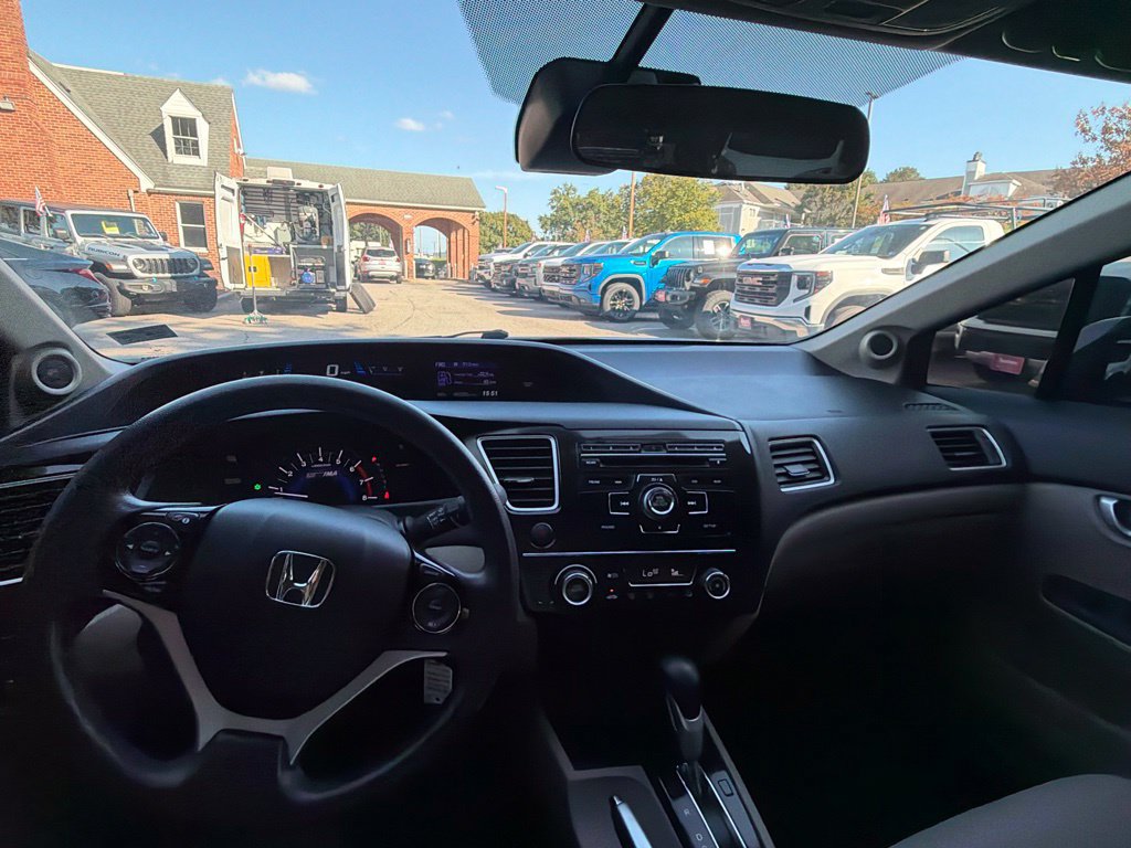 Used 2013 Honda Civic Hybrid Sedan image 15