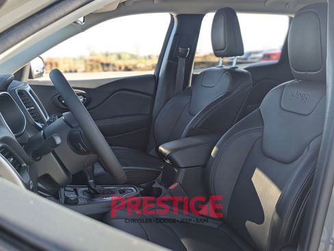 Used 2022 Jeep Cherokee Latitude Lux AWD/4WD image 25