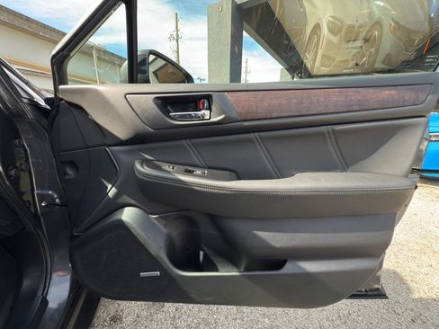 Used 2019 Subaru Outback 2.5i Limited image 28
